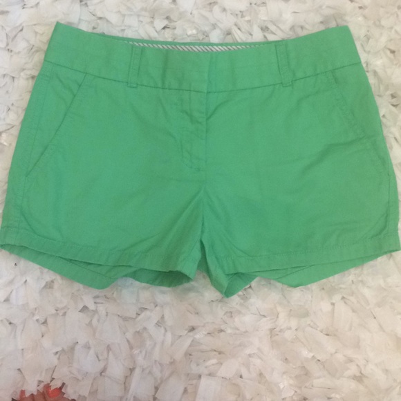 J. Crew Pants - J.Crew cotton chino green shorts size 00